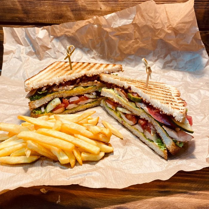 Сэндвич с курицей+картофель фри